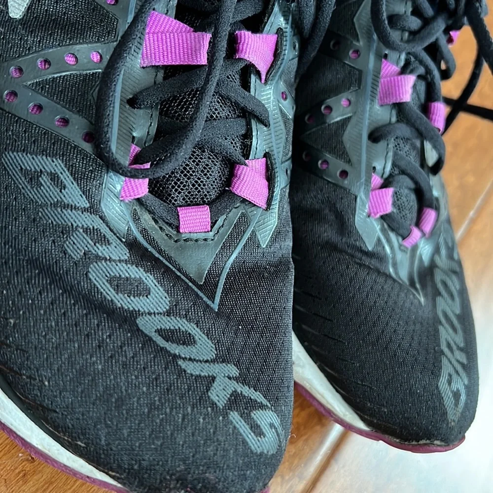 Brooks Women’s running sneakers Neuro2 size 8.5 black used